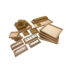 MATERIALE DEL SISTEMA DECIMALE COMPLETO CON QUADRATI E CUBI DI PERLE MATERIALE DEL SISTEMA DECIMALE COMPLETO CON QUADRATI E CUBI DI PERLE